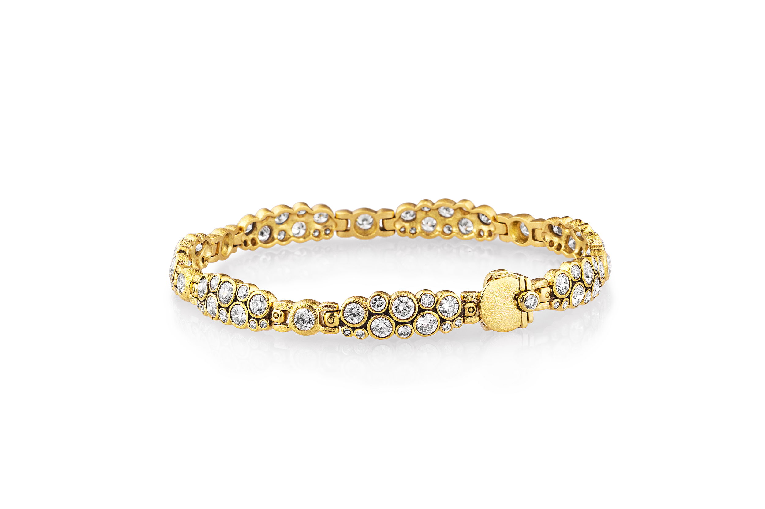 White Bracelet with White Diamonds in 18kt Yellow Gold