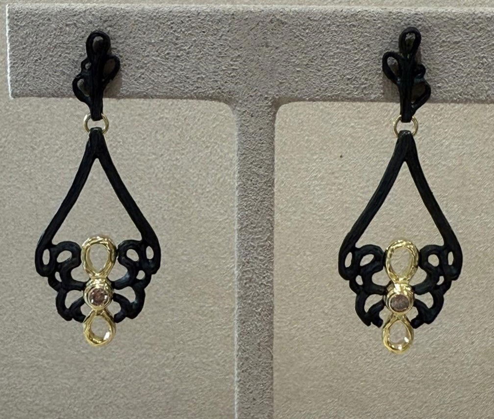 Shadows Chandelier Earrings with Cognac Diamonds in Black Chrome and 18kt Yellow Gold