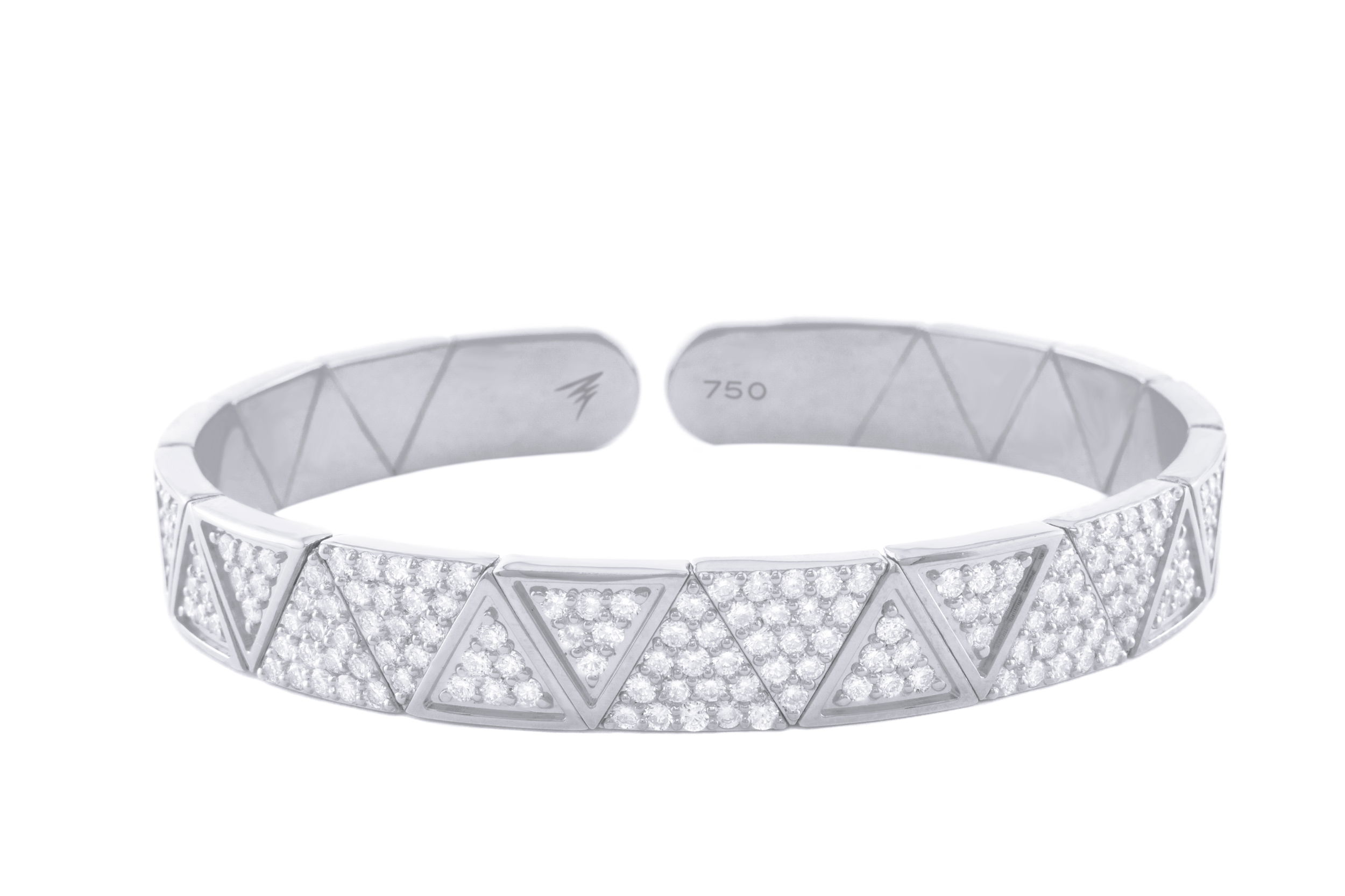 Elixir Full Pave Cuff Bracelet with White Diamonds in 18kt White Gold - Size 18 - by Alessa Jewelry - Flexible open back cuff bracelet made of 18kt white gold with full pave design elements - There are 2.30ctw of G-H/VS-VVS white diamonds in the bracelet. This is an oval cuff bracelet Size 18 - Wrist measurement 16 - 16.9cm or 6.3 - 6.6 inches around. Elixir Full Pave Open Back Cuff Bracelet with White Diamonds in 18kt White Gold - Size 18