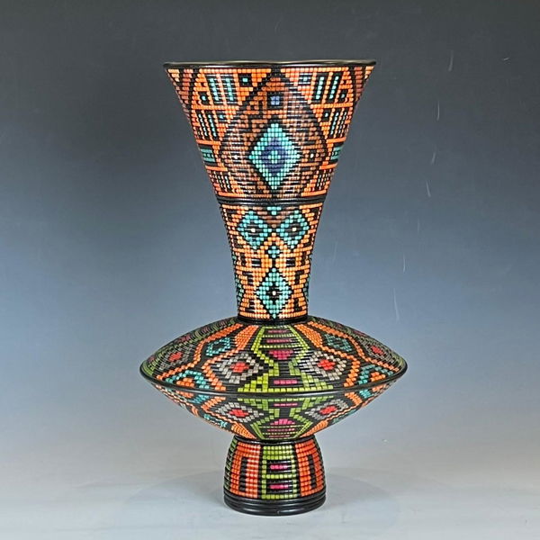 Closeup photo of Geometric Profile Basket Illusion Tall Vessel