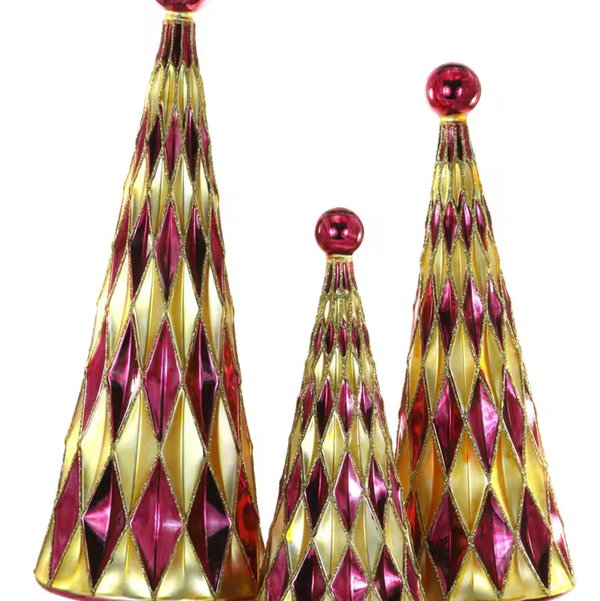 Closeup photo of Mid-Century Diamond Christmas Trees - Straw Maroon - Set of 3