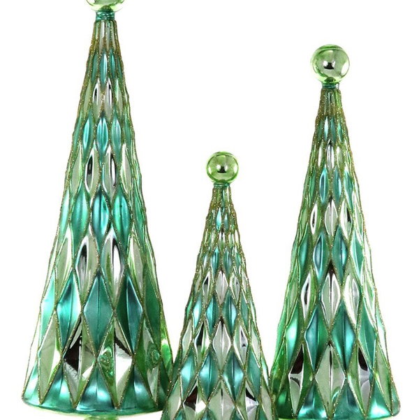 Closeup photo of Mid-Century Diamond Christmas Trees - Green Mint - Set of 3
