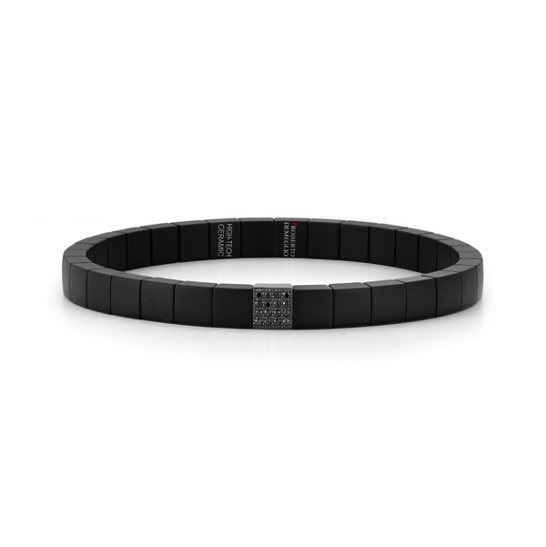 Closeup photo of Scacco Stretch Bracelet with 1 Black Diamond Element in Black Satin Ceramic and 18kt Yellow Gold - Men's Large