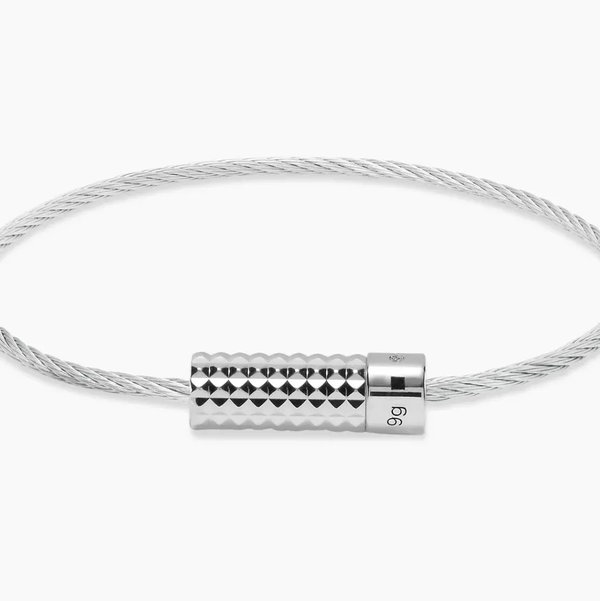 Closeup photo of Pyramid Guilloche Cable Bracelet le 9g in 925 Sterling Silver Slick Brushed - Size 18cm