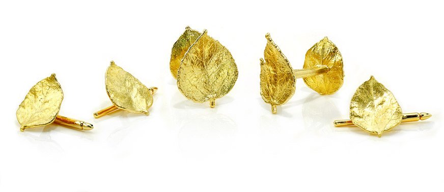 Medium and Small Aspen Leaf Cufflinks in 19kt Yellow Gold