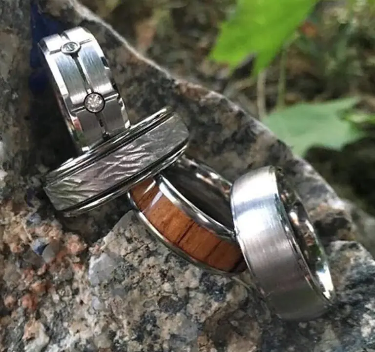 Four men's rings