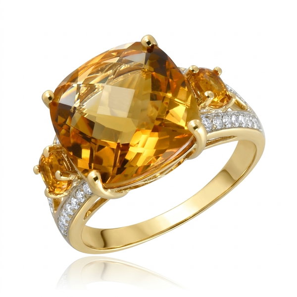 Closeup photo of 14K YELLOW GOLD DIAMOND AND CITRINE RING