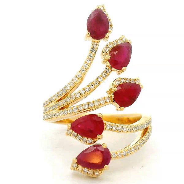 Closeup photo of 14K YELLOW GOLD DIAMOND AND RUBY RING