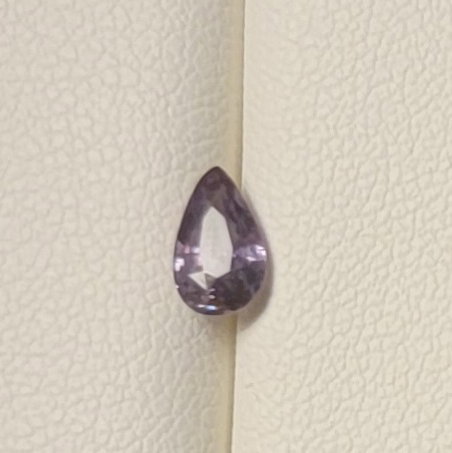 Closeup photo of ALEXANDRITE PEAR 0.81CT GIA CERTIFITED