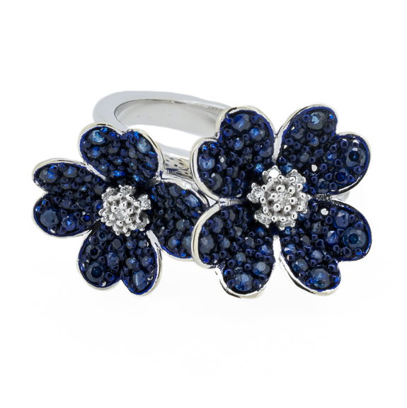 Closeup photo of 14K WHITE GOLD DIAMOND AND SAPPHIRE FLOWER RING