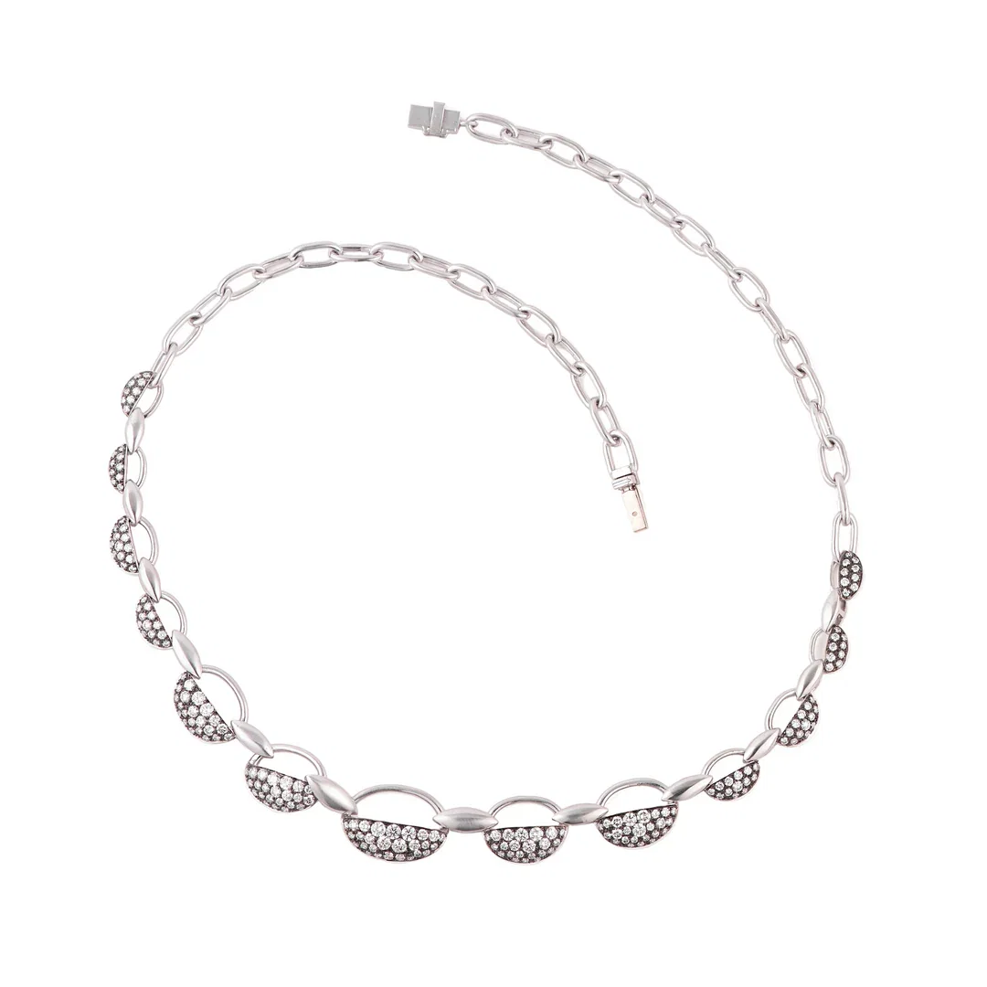 Image of Luxury Necklaces in Gold and Diamonds