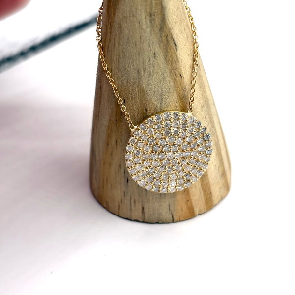Pave diamond round pendant with chain in 18K yellow gold