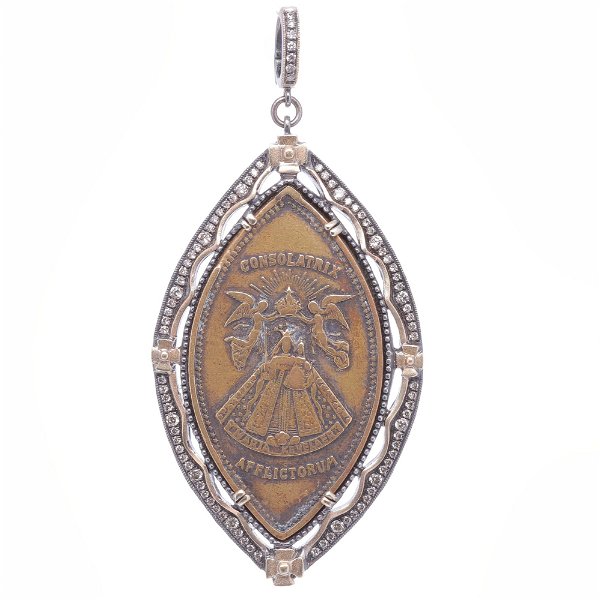 Closeup photo of Our Lady Of Kevelaer German Mary Pendant