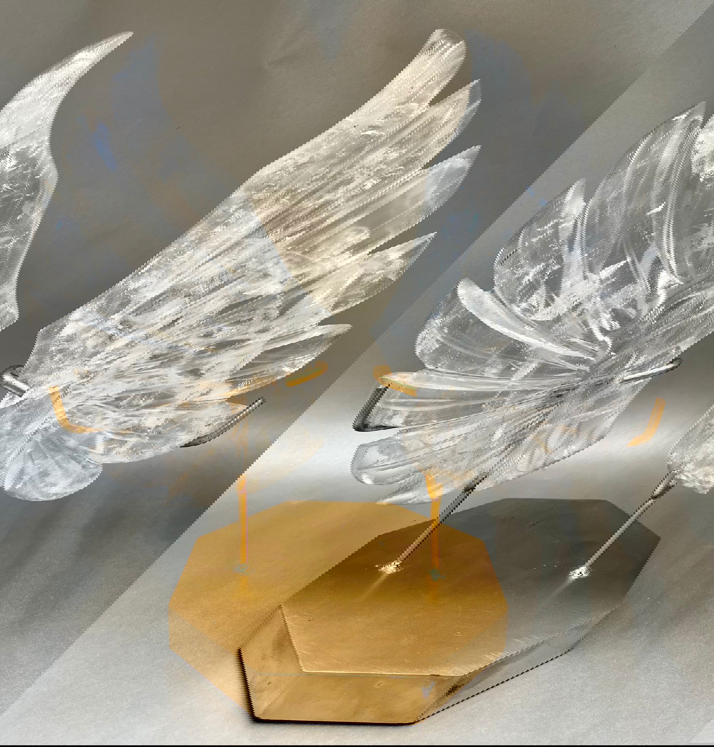 Adorn your home with a breathtaking set of small Quartz Angel Wings! Expertly mounted, these meticulous stones come to life with their exquisite beauty.Approx. 8" x 5" (each wing) Small Quartz Angel Wings