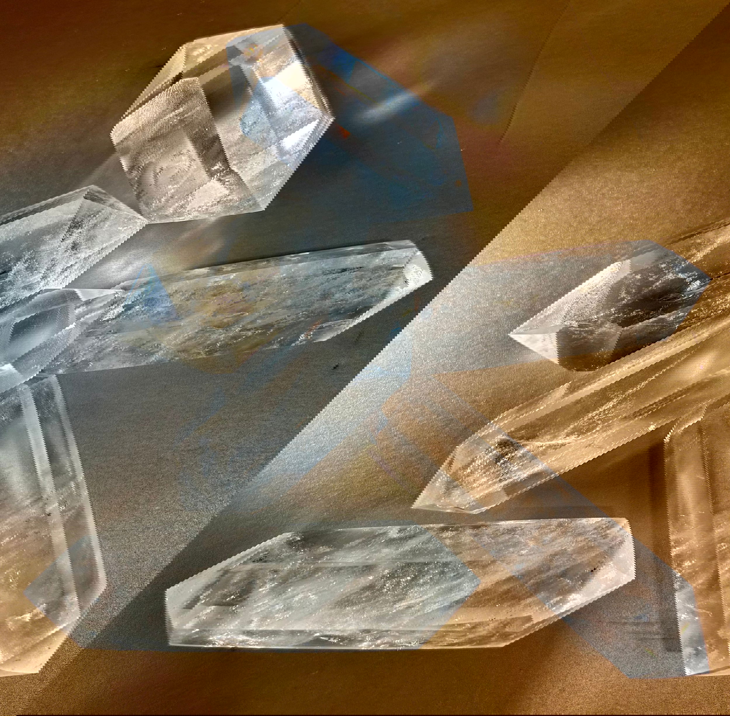 Behold the grandeur of these magnificent quartz crystals. Each crystal, a natural masterpiece, boasts towering peaks and valleys that gleam with a pristine clarity. These specimens of the mineral kingdom exude a palpable energy, perfect for anyone seeking to amplify their space with the grounding and purifying vibes that only quartz can offer! (Size may vary to each order, all relative) Double Point Quartz Crystals