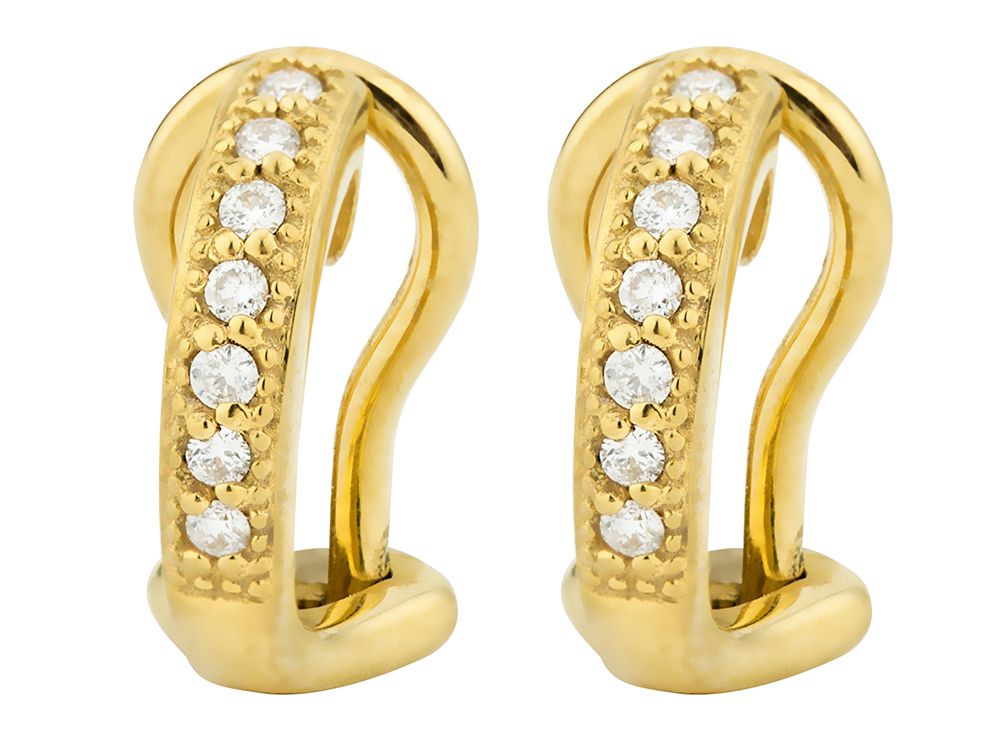 Combining classic elegance with on trend shapes and styles, JFJ offers something for women of all ages. These clip-on earrings showcase the versatility within JFJ's collections.-18k Yellow gold-Round white diamonds, 0.11ctsItem# 150-01605 Clip On Drop Earrings