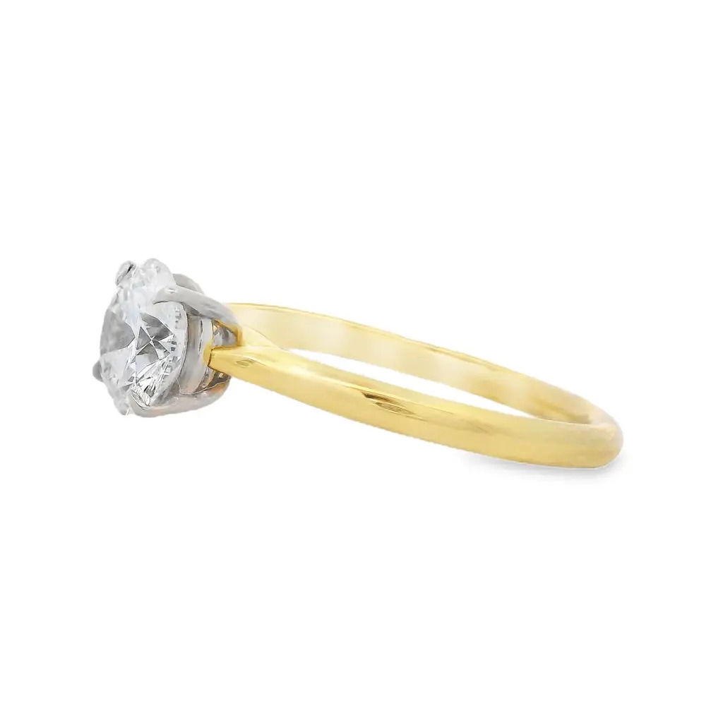 Round 1.15ct Solitaire Engagement