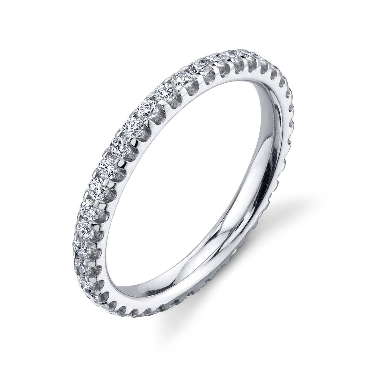 This 18k white gold wedding band features a delicate row of sparkling round diamonds, offering a timeless and elegant touch. A perfect complement to your engagement ring or a beautiful symbol of commitment on its own.-14k White gold-Round diamonds, 0.50cts-Size 6, Contact for sizing optionsItem# 120-00152 Diamond Eternity Band