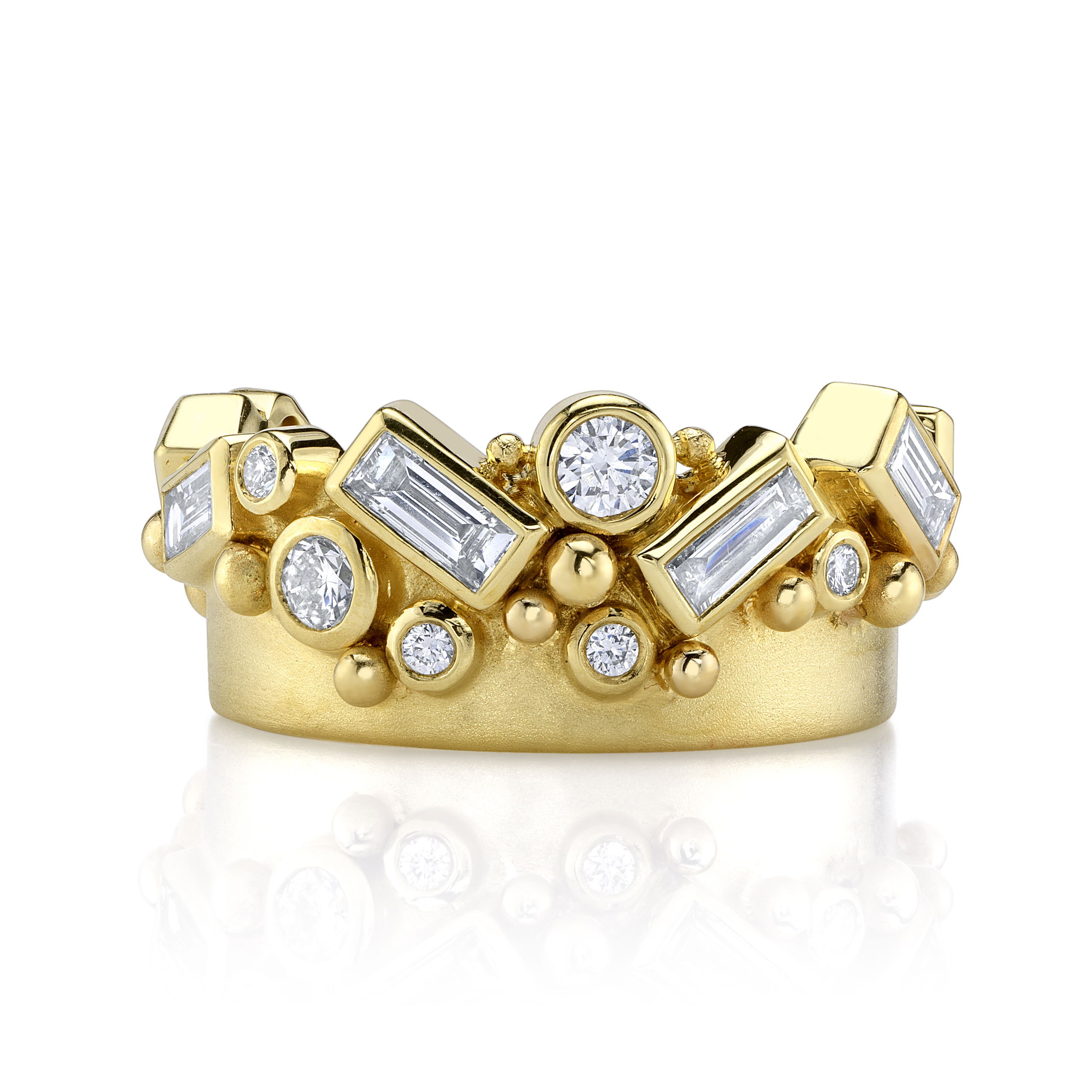 Crafted in 18k yellow gold, the Majesty Ring features a stunning combination of nine baguette diamonds and seven round diamonds. This piece will add an elegant touch to any look.-18k Yellow gold-Baguette diamonds, 1.07ctsRound diamonds, 0.26cts-Size 6.5. Contact for sizing options.Item# 804-00824 Majesty Ring