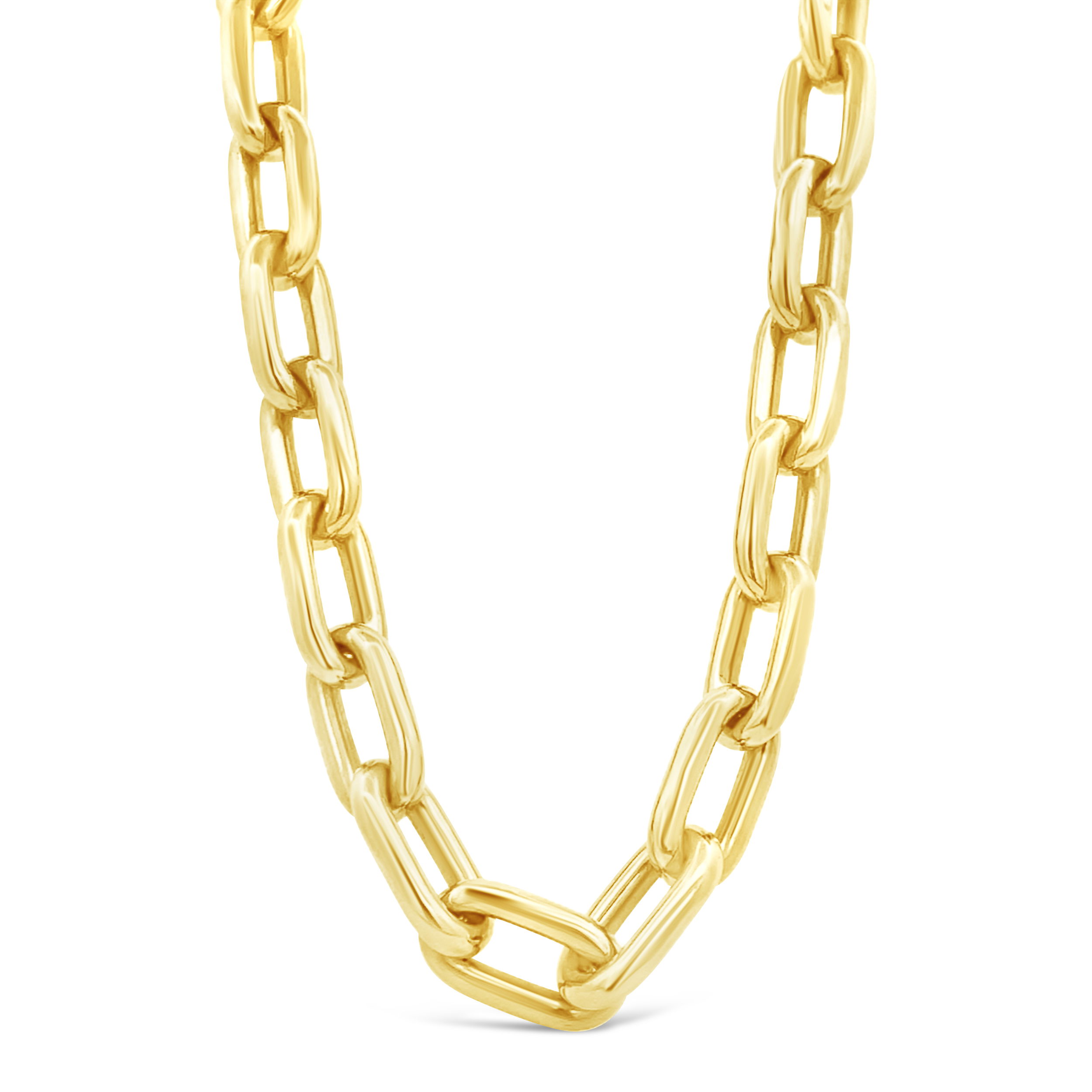 This chain link necklace features chunky round links that create a bold, statement-making design. The substantial links are polished to perfection, adding both texture and shine, making this piece a standout accessory for any outfit, whether worn solo or layered.-18k Yellow gold-Length 18.1"Item# 807-2000112 Chain Link Necklace