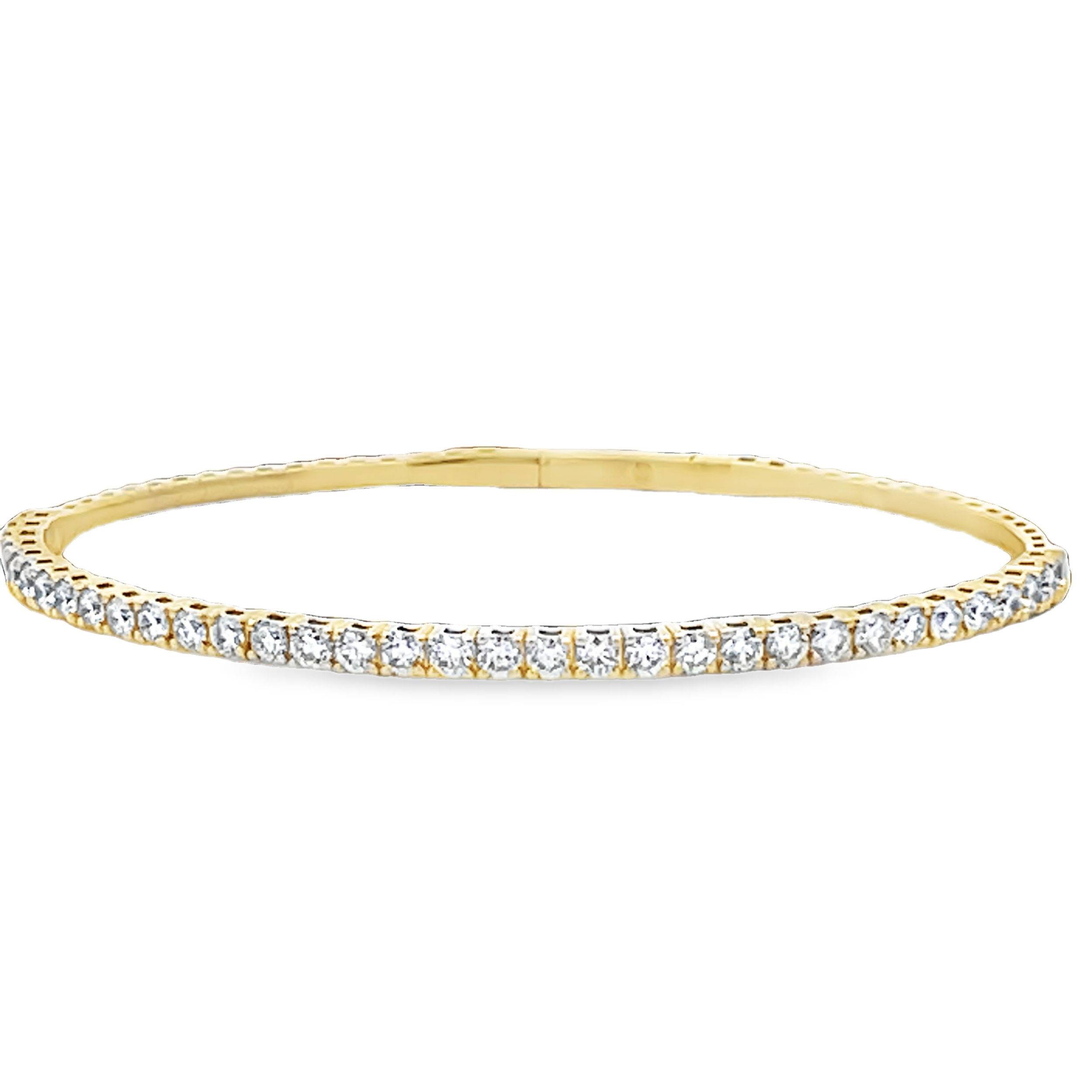 Allowing for further creativity in your collection, the flex technology that has been designed into this bracelet gives you more versatility within your style.-14k Yellow gold-Round diamonds, 1.96ctsItem# 170-2000010 Diamond Flex Bracelet