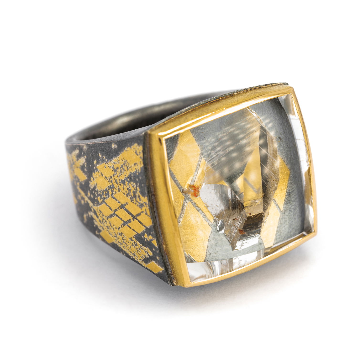 With inspiration rooted in natural structures and growth patterns, Peter Schmid finds his muse within nature and urban environments themselves. Showcasing a unique approach to jewelry design, the world of Atelier Zobel boasts creativity and inspiration within every piece. -24k Yellow gold-Sterling silver-Square quartz, 33.36ct-Round diamonds, 0.10ctsItem# 804-00701 Quartz Ring