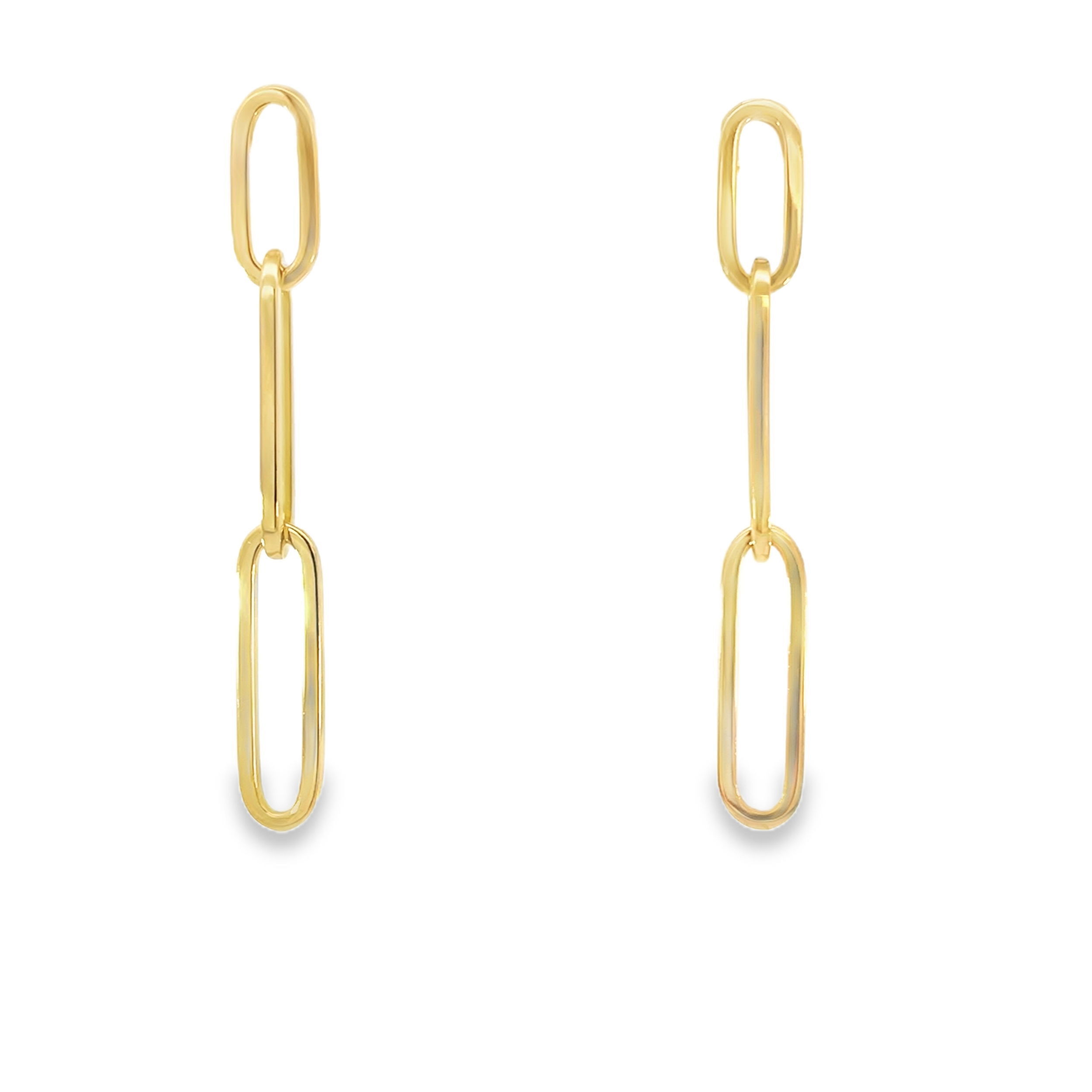 These polished paperclip earrings create a striking visual with their sleek, elongated gold links. The unique shape and smooth finish add an effortlessly chic element to your look, offering a modern update to your jewelry collection.-18k Yellow goldItem# 805-2000097 PaperClip Drop Earrings