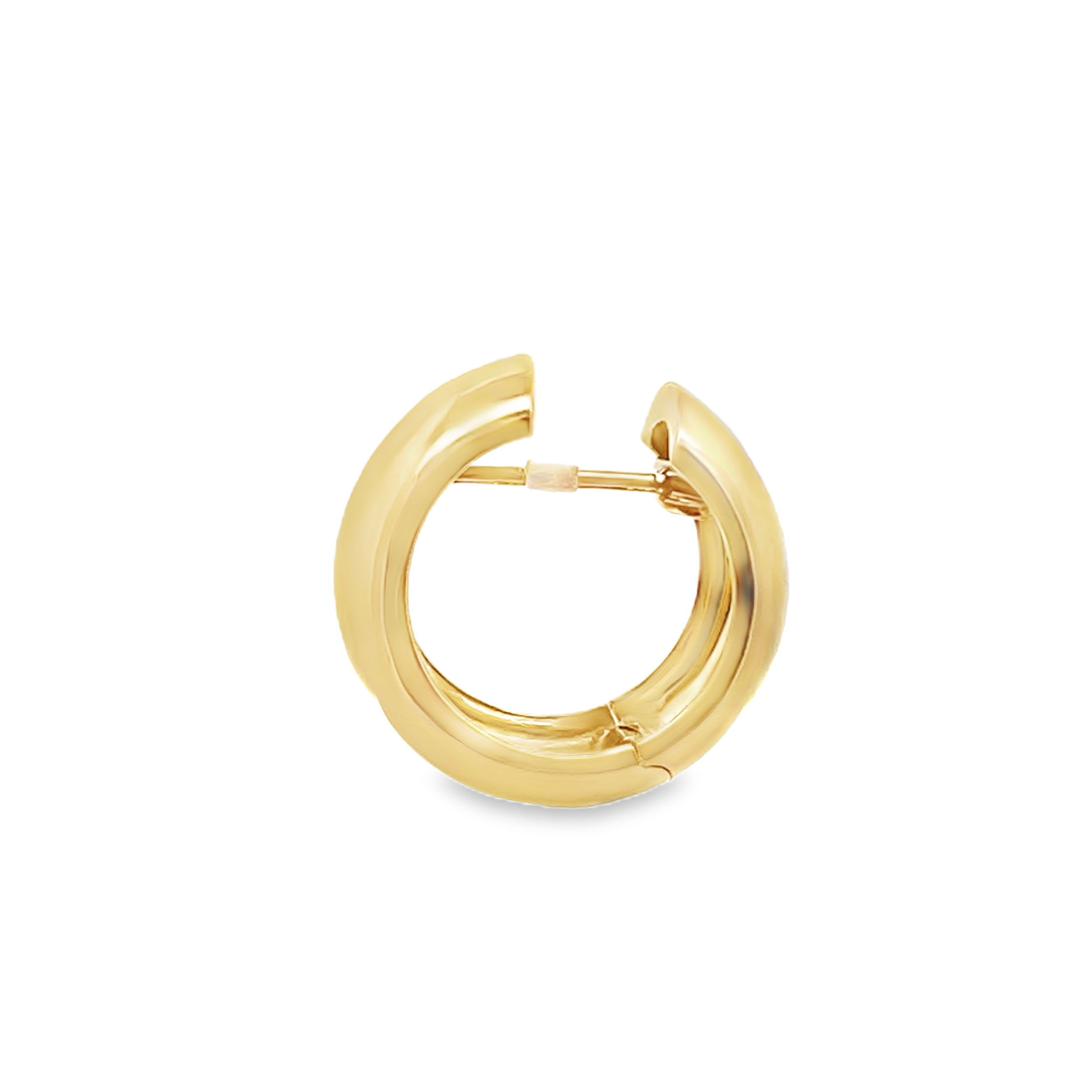 A contemporary take on classic hoops from the Extravagance Collection, these 18k gold earrings are perfect for adding a polished touch to your collection.-18k Yellow goldItem# 805-2000101 Xtra Wide Hoop Earrings