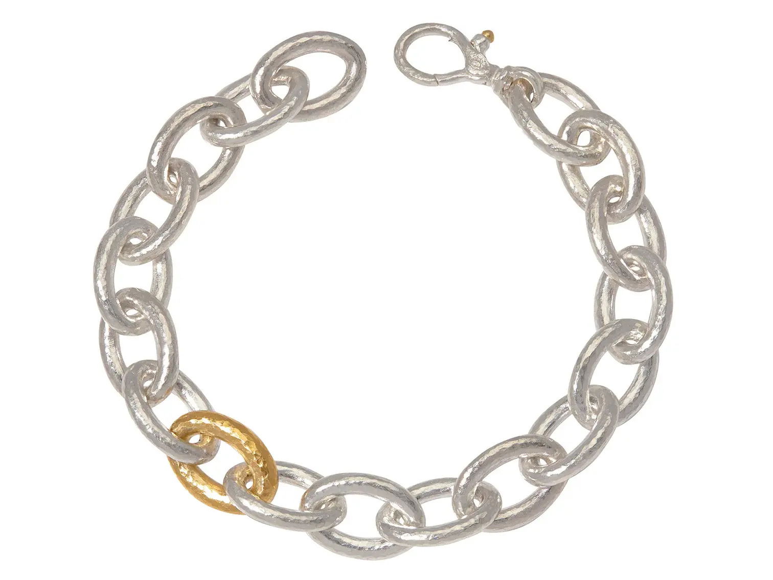 This chain link bracelet blends sterling silver with 24k yellow gold for a sleek, two-tone look. Its bold design makes it a versatile piece for everyday wear or special occasions.-Sterling silver-24k Yellow gold-Length 8"Item# 002-808-2000076 Chain Link Bracelet