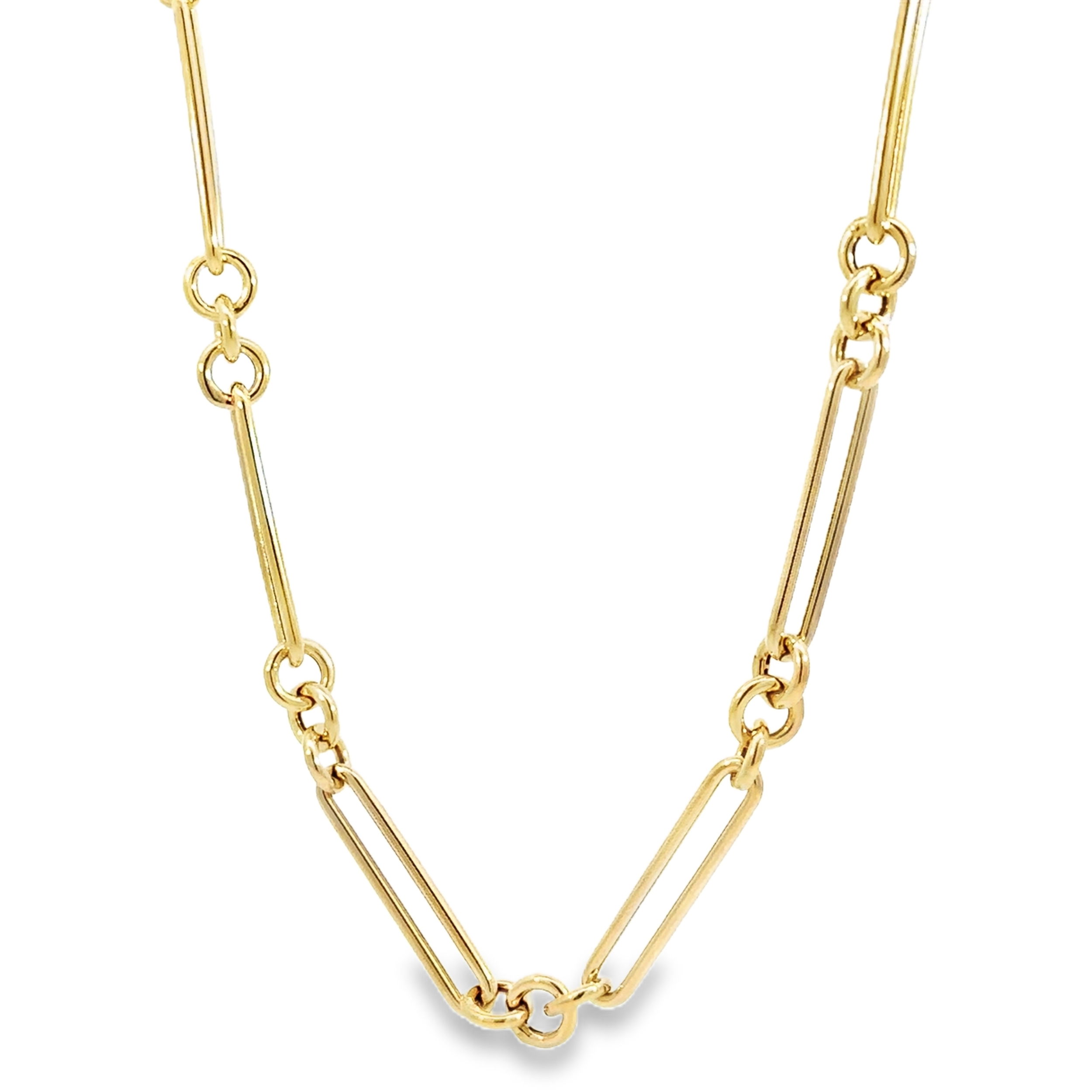 This paperclip necklace combines modern elegance with a unique design. The varying link sizes create a dynamic and stylish look, perfect for layering or wearing alone as a statement piece.-14k Yellow gold-Chain length, 18"Item# 807-2000160 Alternating Elongated Paperclip Necklace