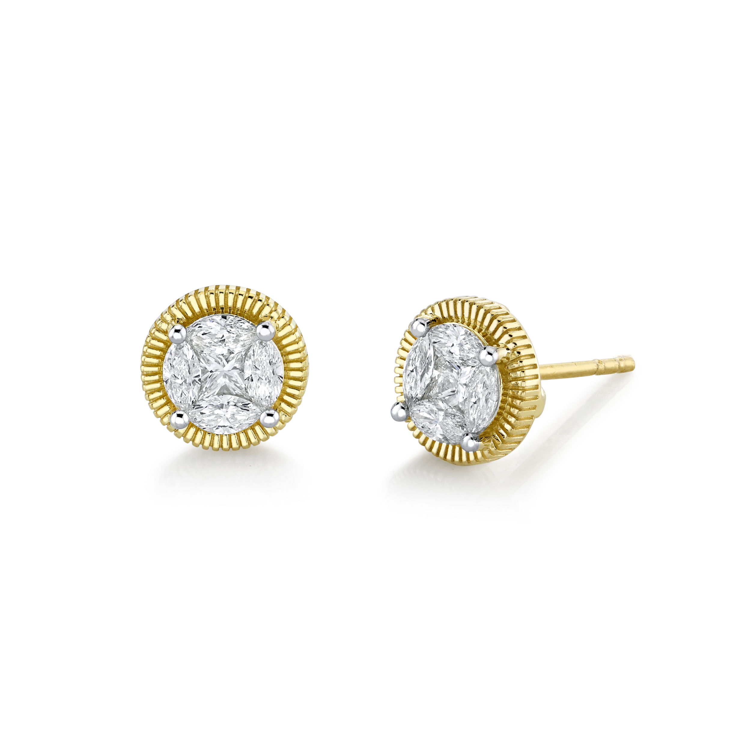 Cipriani Diamond & Yellow Gold Stud with Strie Halo