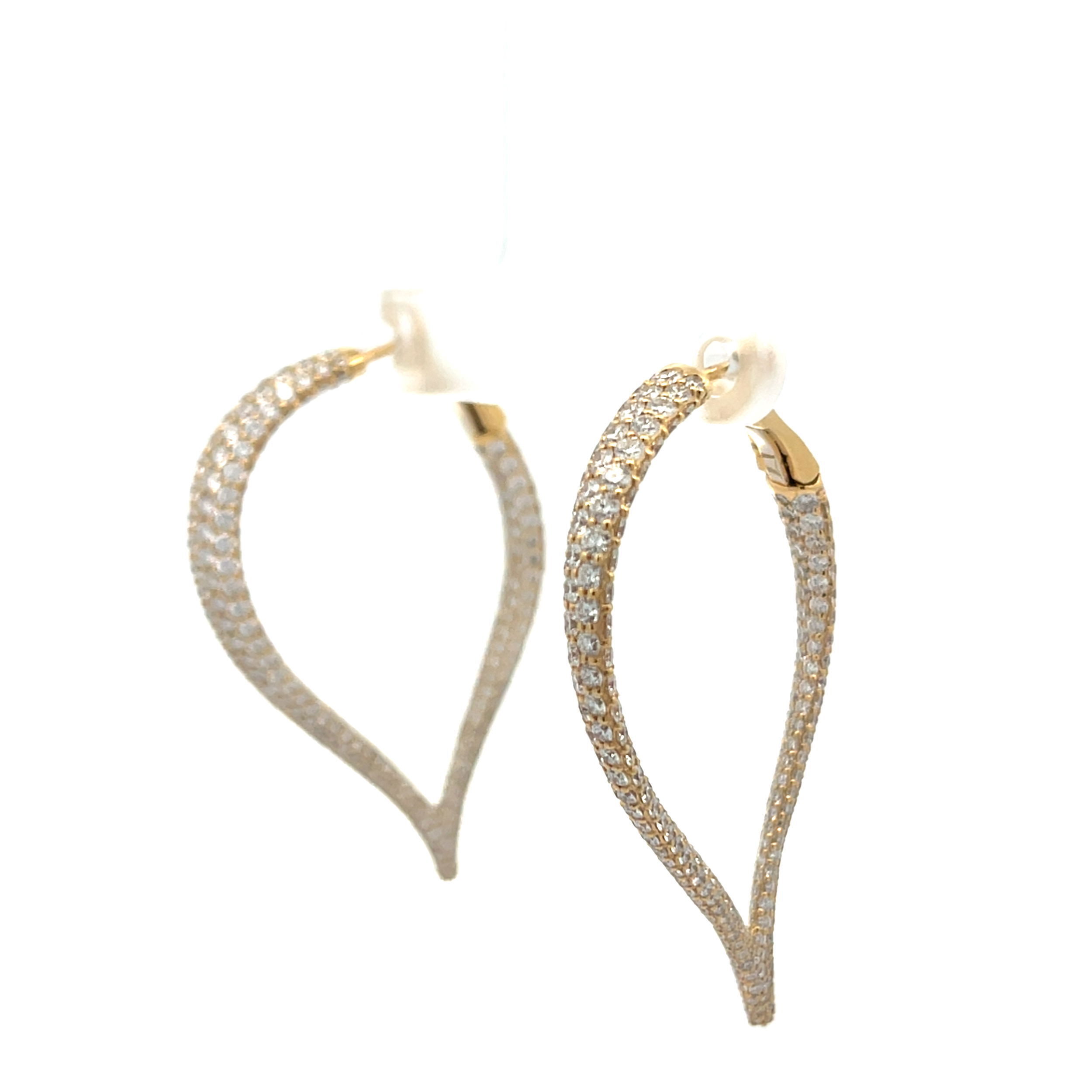 Large Pave Twist A. Link Diamond Earrings 18 Karat Yellow - Count: 768 Round Diamonds TWT: 7.25 TWT