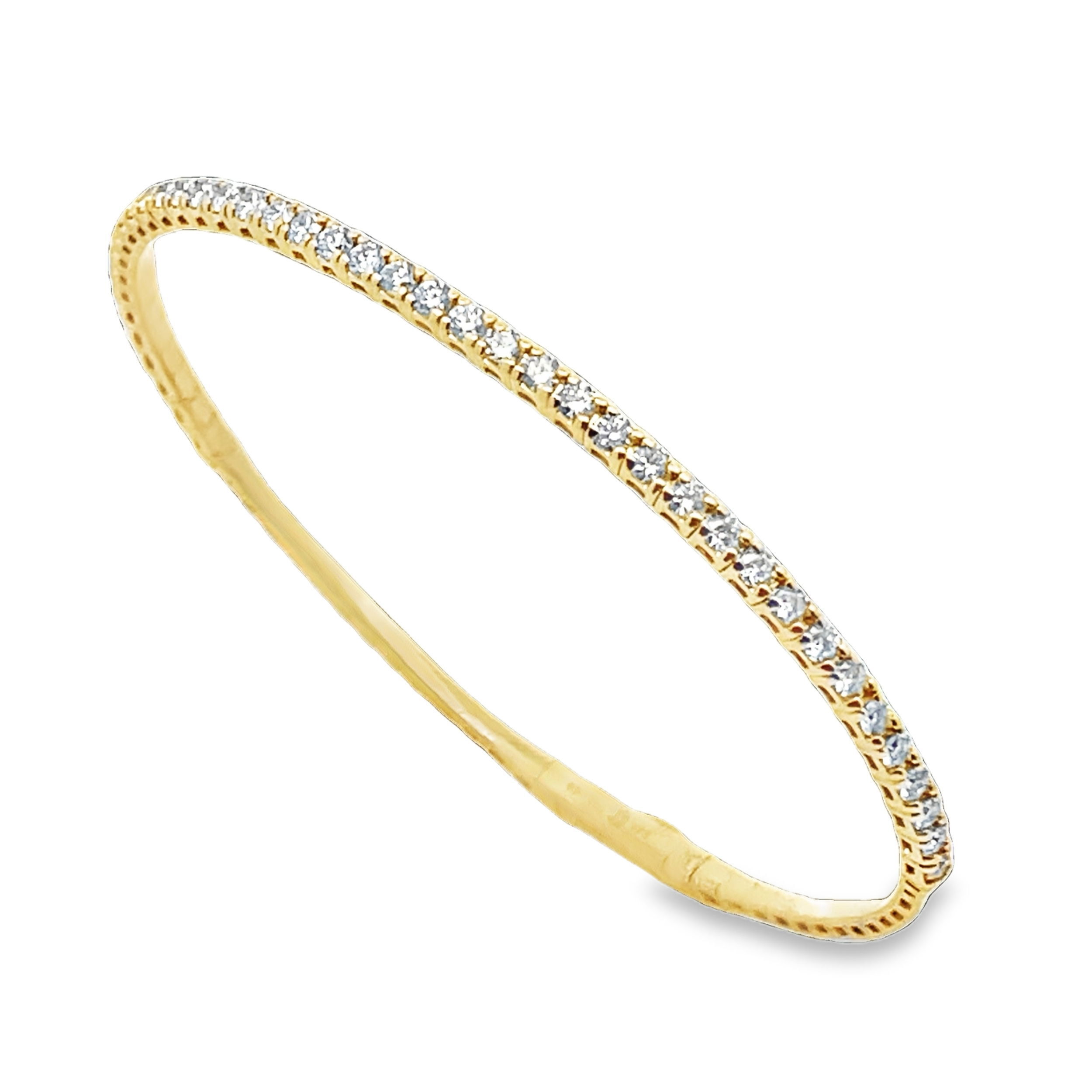 Allowing for further creativity in your collection, the flex technology that has been designed into this bracelet gives you more versatility within your style.-14k Yellow gold-Round diamonds, 1.5ctsItem# 170-2000027 Diamond Flex Bracelet