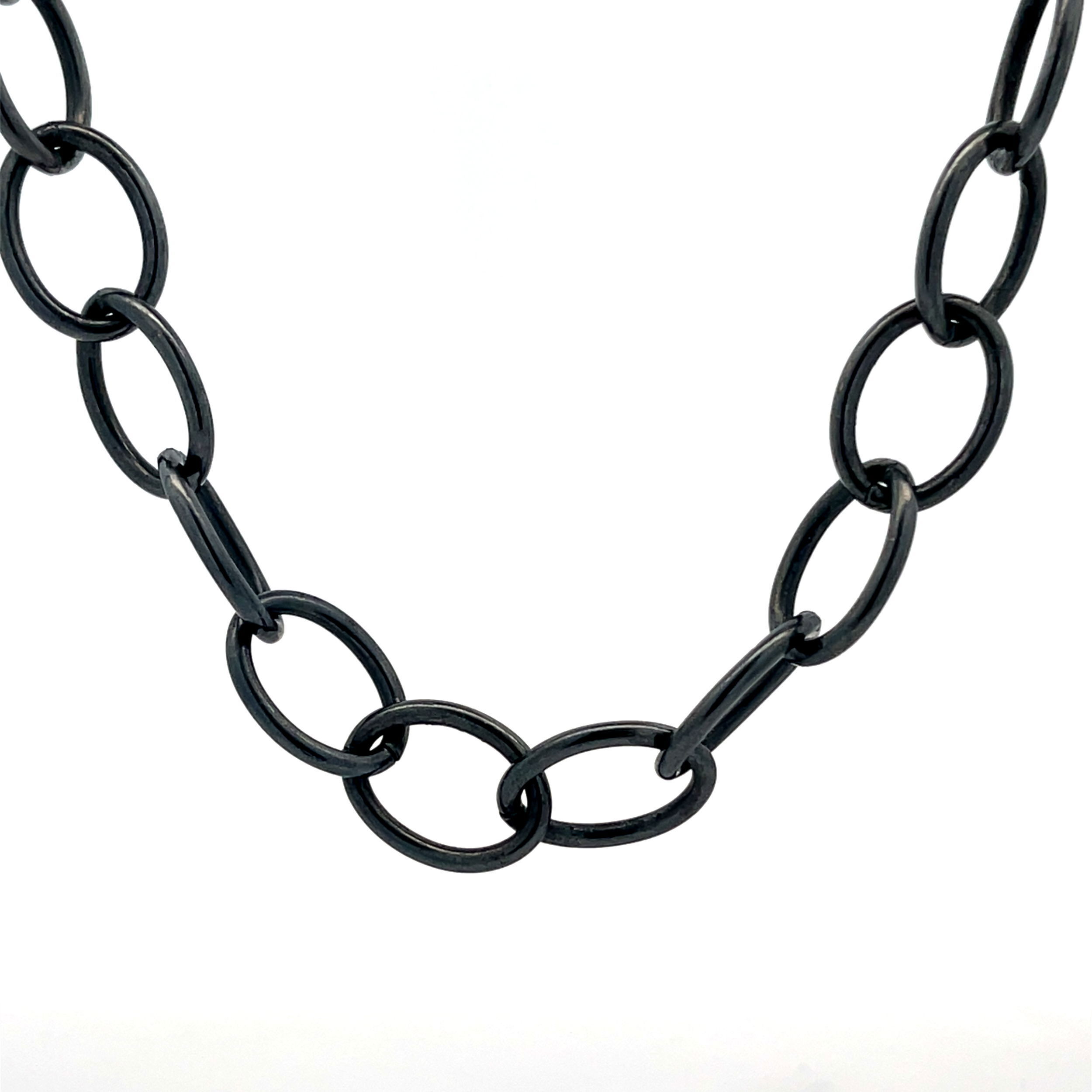 With inspiration rooted in natural structures and growth patterns, Peter Schmid finds his muse within nature and urban environments themselves. Showcasing a unique approach to jewelry design, the world of Atelier Zobel boasts creativity and inspiration within every piece.-Sterling silver-Length, 16"Item# 807-2000261 Sterling Silver Anchor Chain With Nittel Key Ends