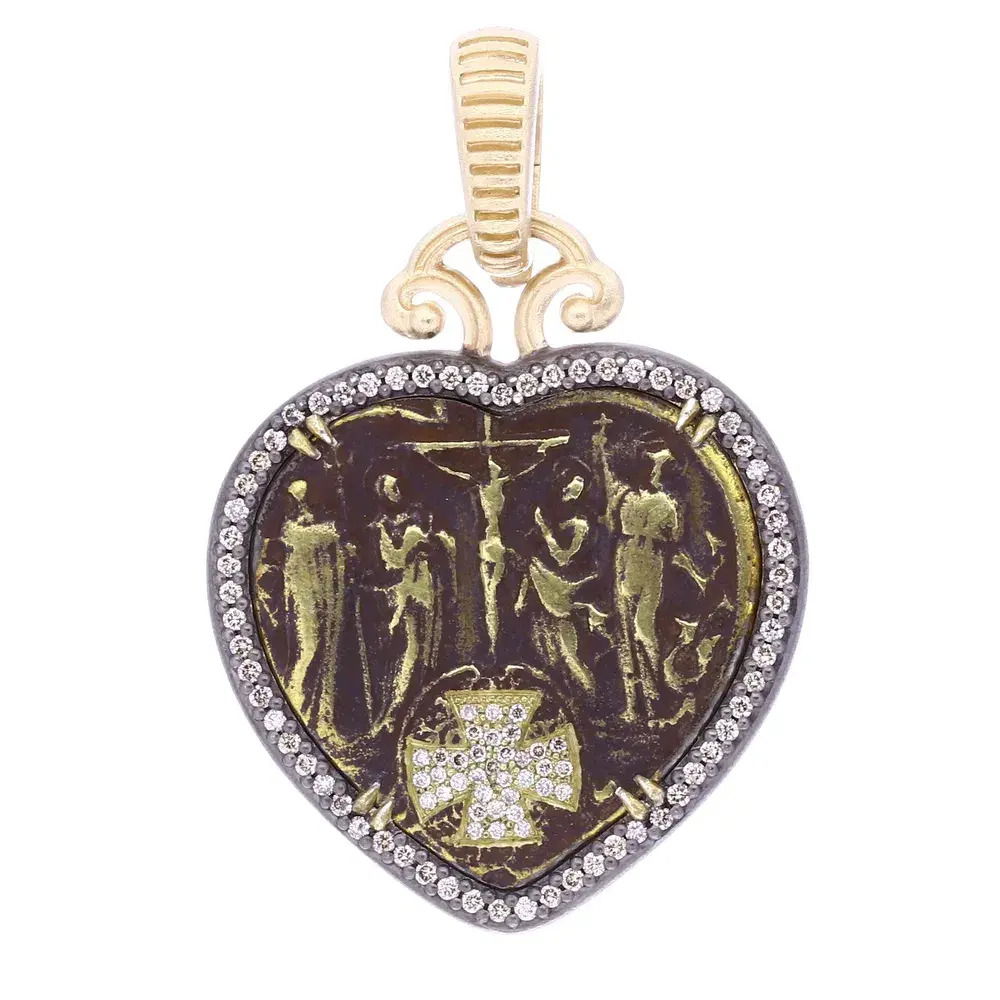 This 14k yellow gold pendant features sparkling diamonds that catch the light with every movement. A simple yet elegant piece that adds a touch of luxury to any look.-14k Yellow gold-Diamonds, 1.01ctsItem# 806-2000147 Antique Medal