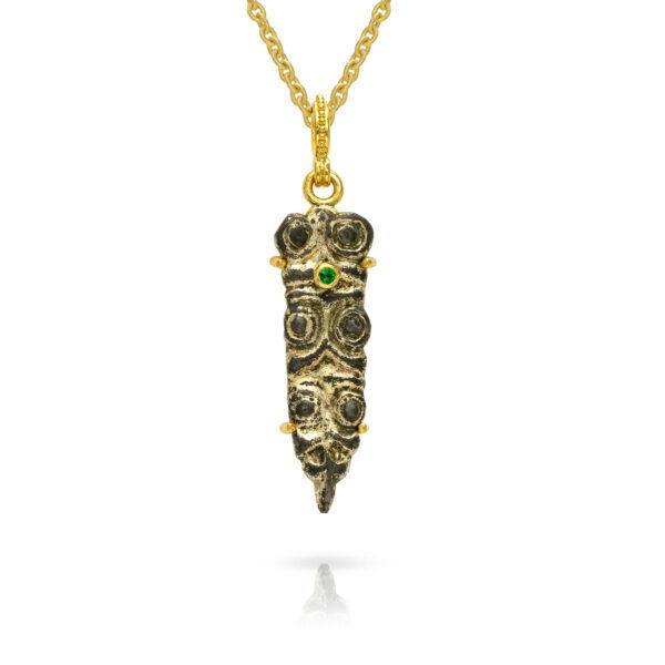 Fabricated in Walla Walla Washington, Zaffiro specializes in Granulation. An Art first appearing 4000 years ago around Italy and Greece. Any of their their pieces will impress as wearable art for any jewelry collector or enthusiast.-22k Yellow gold -Tsavorite, 0.05ctsItem# 230-2000013 Viking Gilt-Bronze Mount Pendant