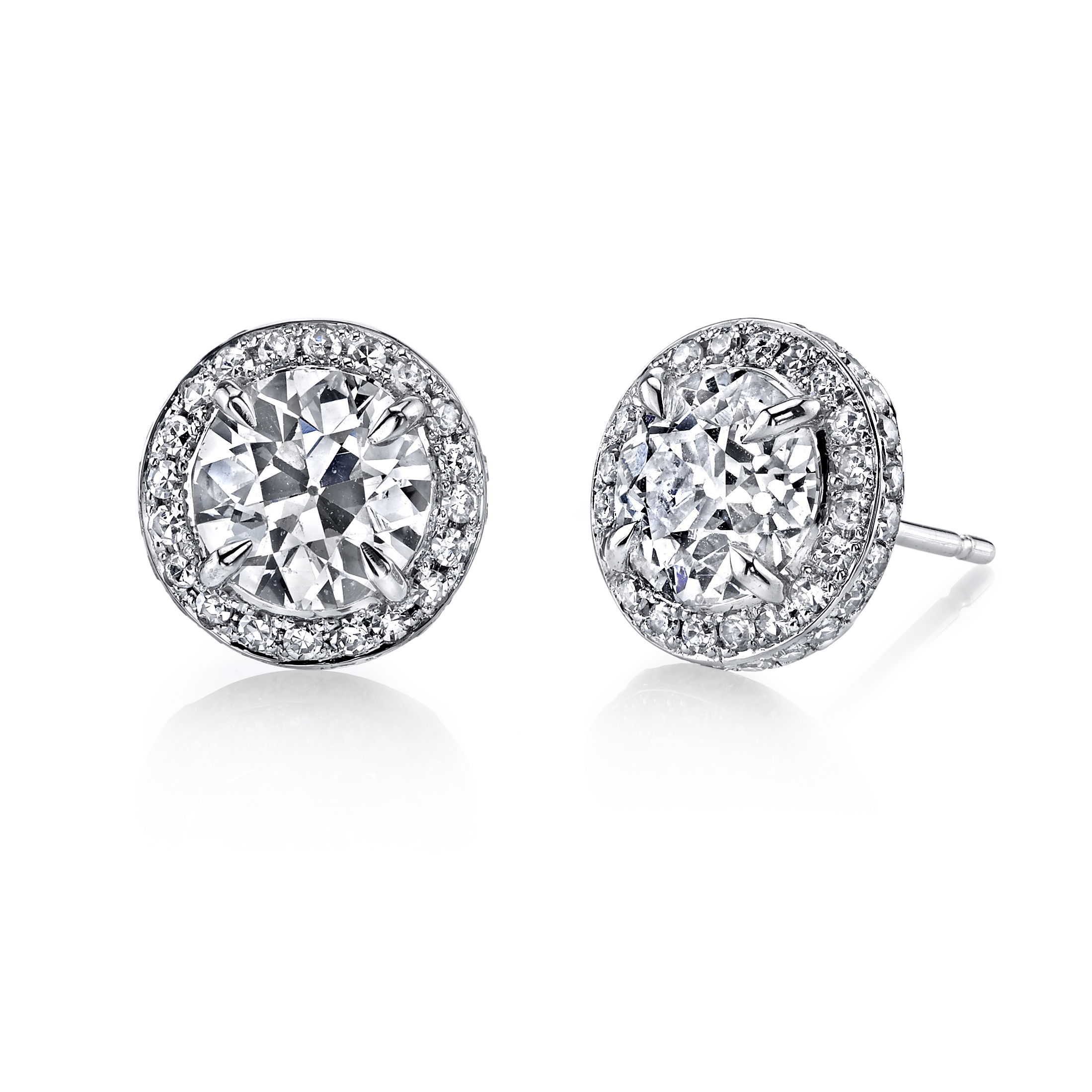 Joshua J. Fine Jewelry is a designer recognized for his innovative and multifaceted jewelry collections. His pieces are an unparalleled blend of brilliance, beauty, and craftsmanship.-18k White gold-Round diamonds, 4.42ctsItem# 150-2000093 Old European Cut Halo Studs