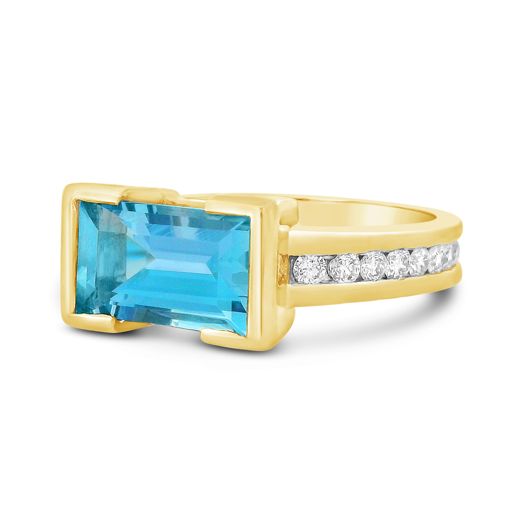This ring pairs a cool aquamarine center with the warmth of 18k yellow gold and a shimmer of diamonds around it. It’s a striking piece that's made to be worn your way.-18k Yellow gold-Aquamarine, 1.95cts-Diamonds, 0.32cts-Size 6.5Item# ND-Ring-00029 Tempest Ring