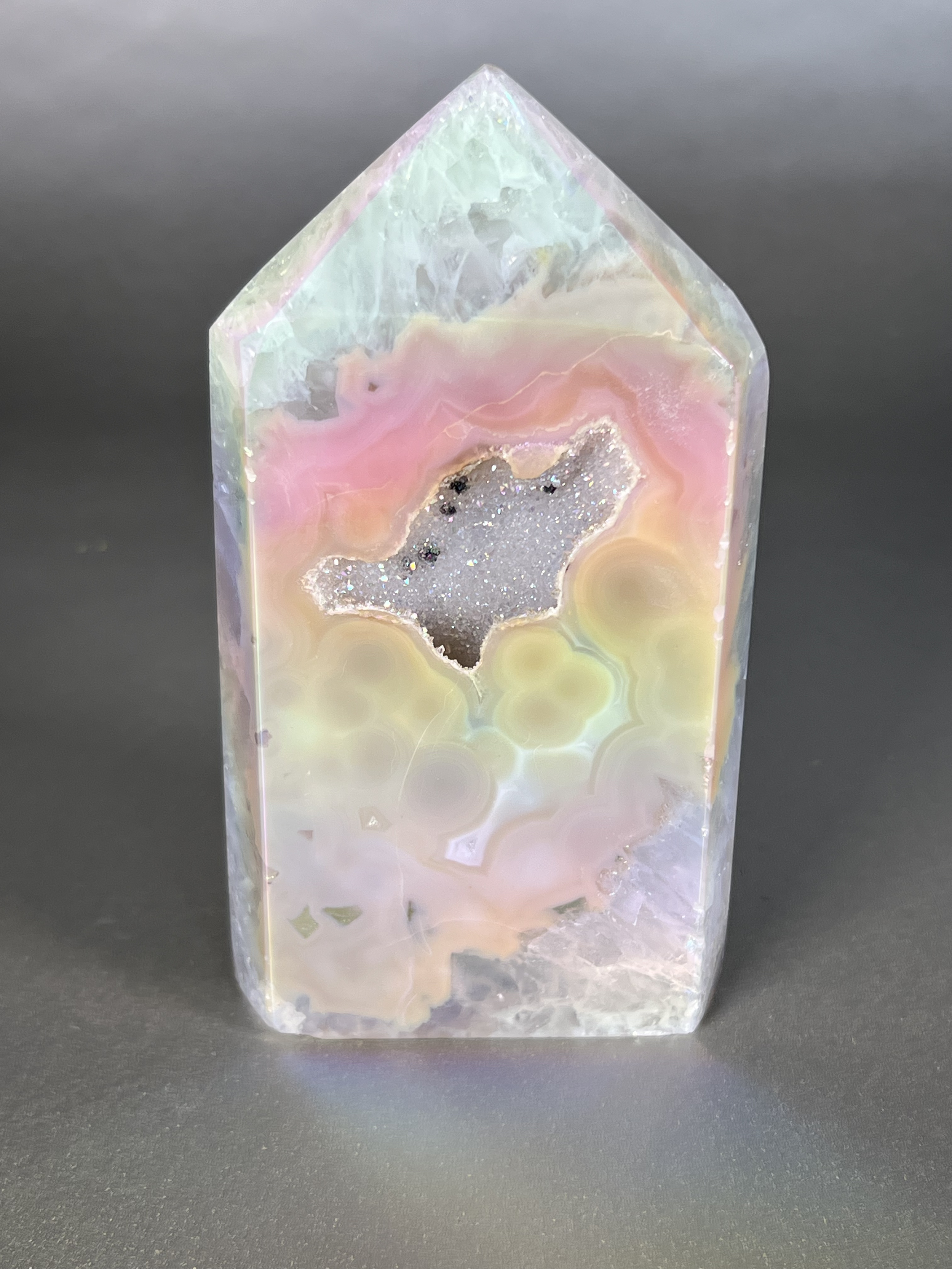 Aura Agate Tower