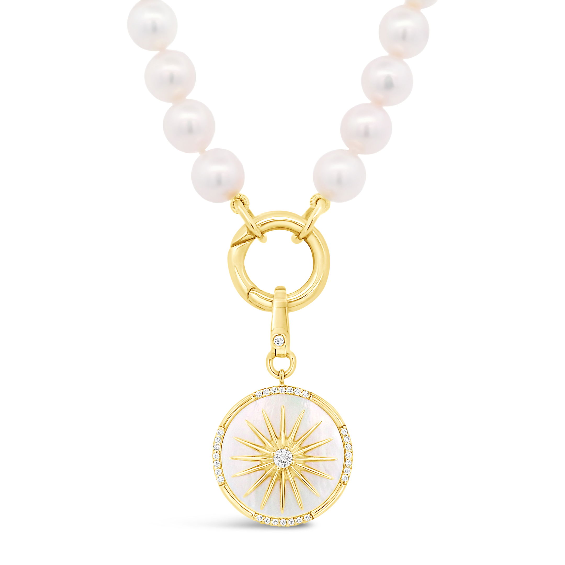 Elevate your style with this akoya pearl necklace, crafted with 14k yellow gold. Designed to be both on-trend and a timeless classic, it’s stunning worn alone or personalized with a charming addition to the clasp. Charm sold separately. -14k Yellow gold-Akoya pearl-Enhancer clasp-Length 17.5"Item# 325-2000009 Connie Charm Clasp Necklace