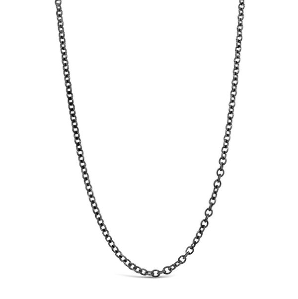 Closeup photo of Black Rhodium Chain