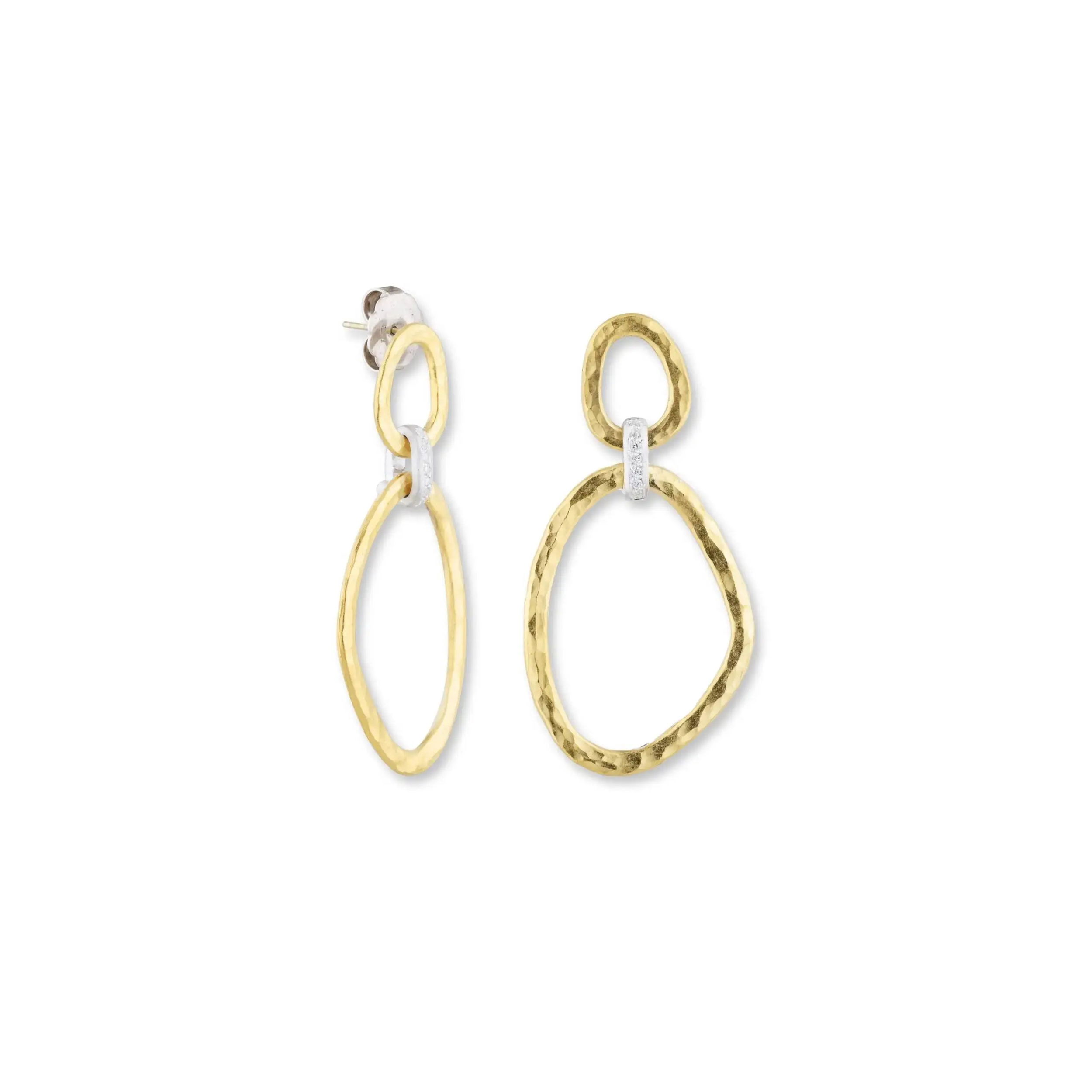 The Lika Behar Reflections Earrings feature a striking blend of rich 24k gold and oxidized sterling silver, creating a timeless contrast of elegance and edge. Handcrafted with artisanal detail, these earrings reflect light—and individuality—with every turn.-Sterling silver-24k Yellow goldItem#805-2000588 Reflections Earrings