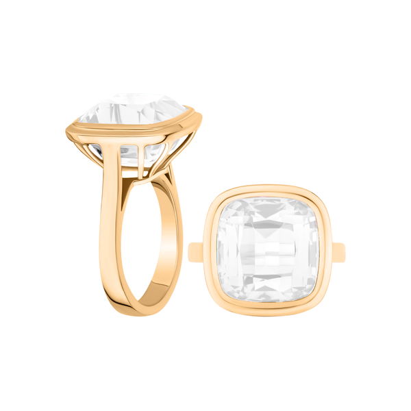 Closeup photo of 'Manhattan' Moon Quartz Ring