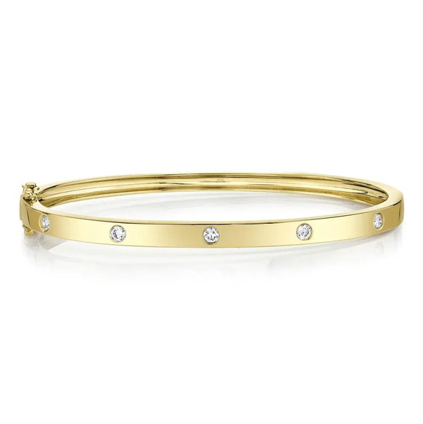 Closeup photo of Diamond Bracelet