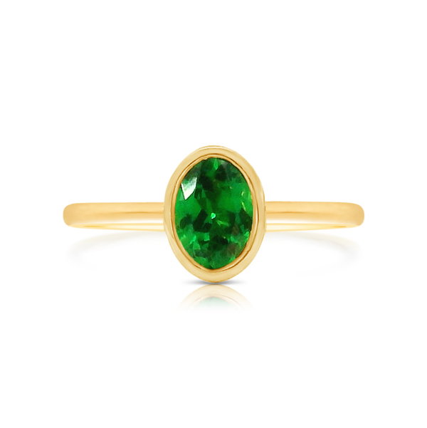 Closeup photo of Oval Tsavorite Stacker