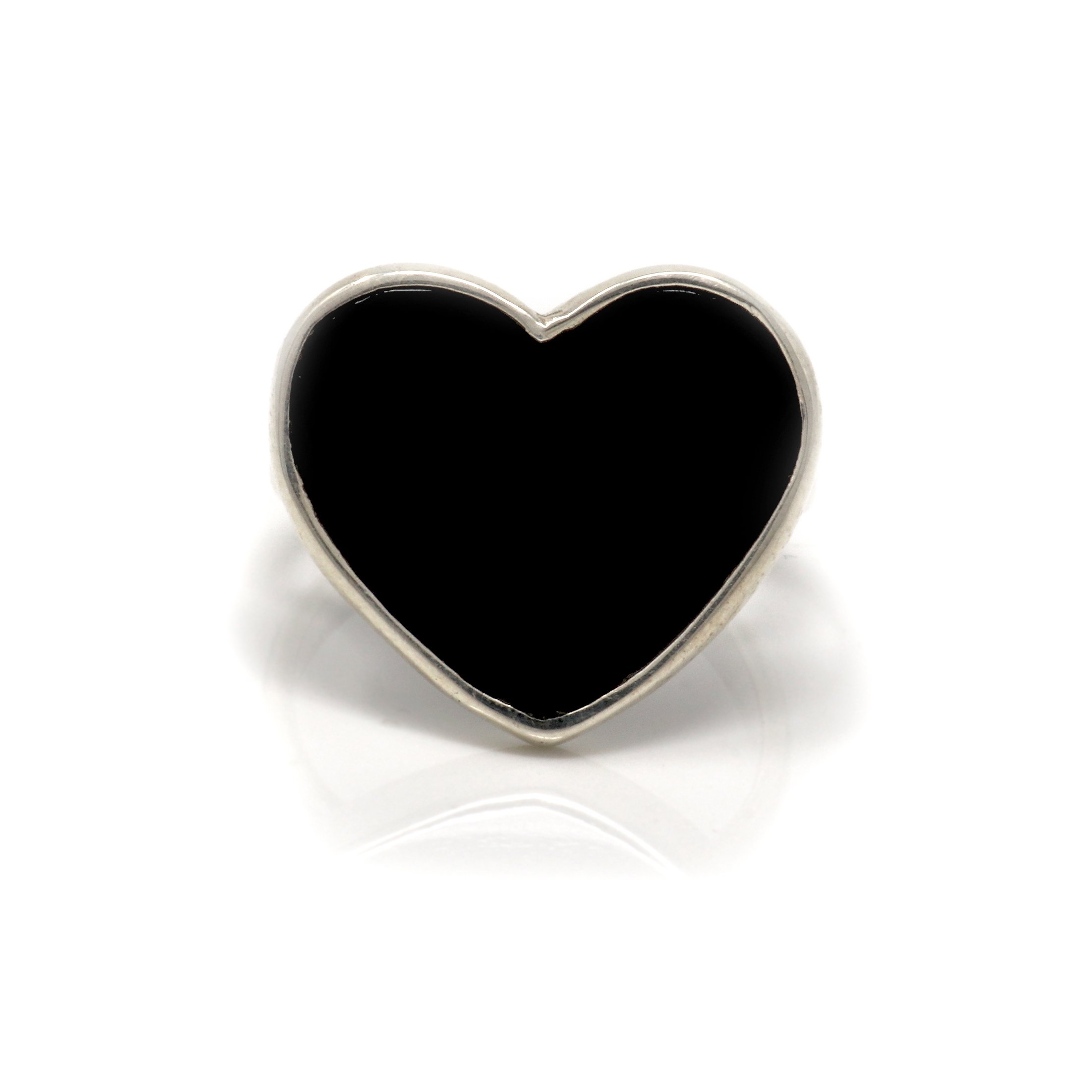 Black Onyx Size 4 Simple Heart Ring With Silver Bezel