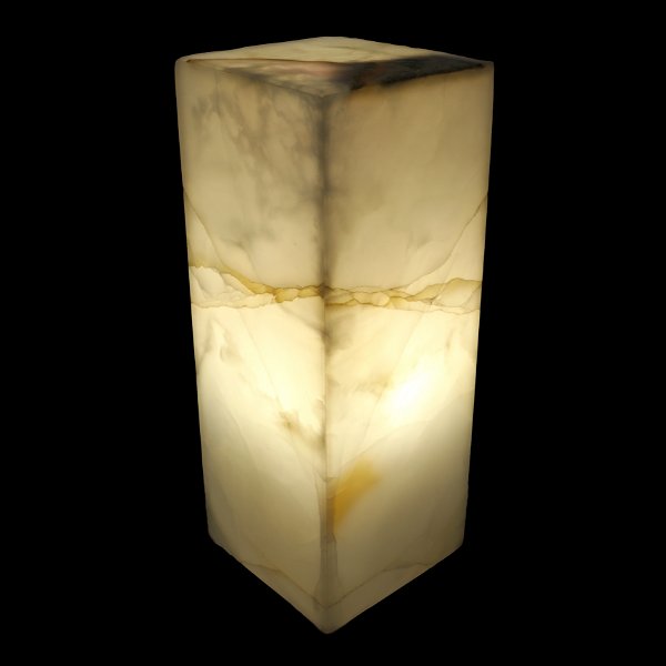 Closeup photo of Amber Onyx Pedestal Luminary