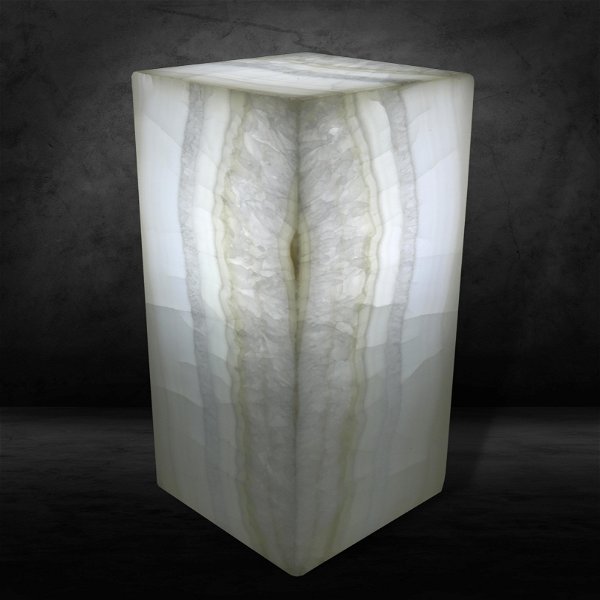 Closeup photo of Ice White Onyx Luminary Pedestal