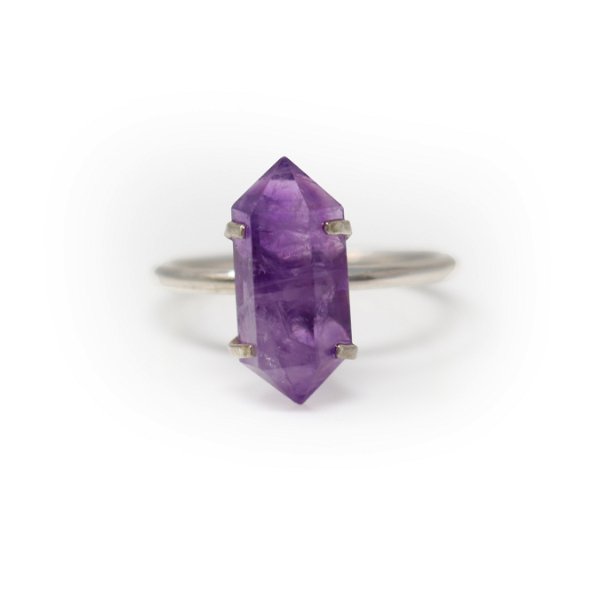 Closeup photo of Amethyst Ring - Double Terminated Point - Prong Set Sz4
