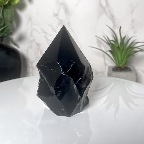 Closeup photo of Silver Sheen Obsidian Point